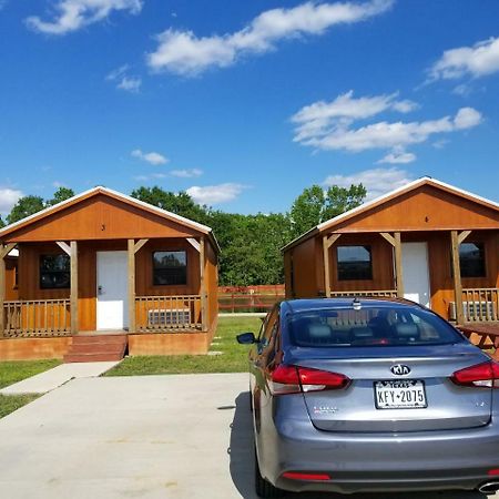 Paradise Rv & Cabins Resort Vinton Ngoại thất bức ảnh